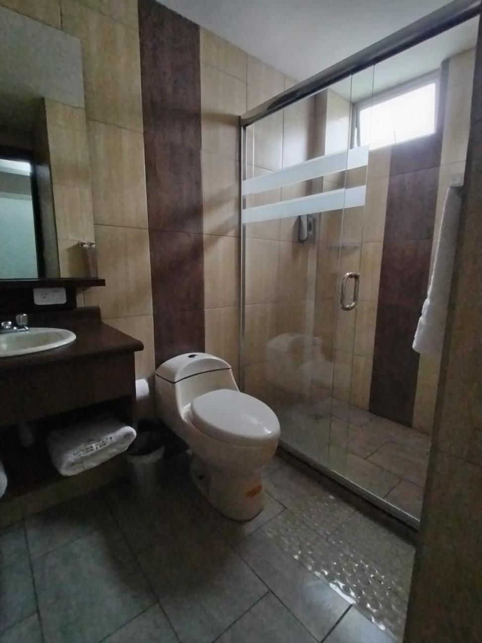 Luxor Plaza H&S Hotel San Francisco de Borja Buitenkant foto