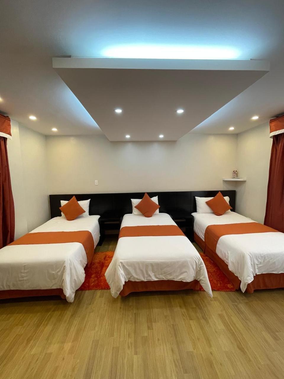 Luxor Plaza H&S Hotel San Francisco de Borja Buitenkant foto