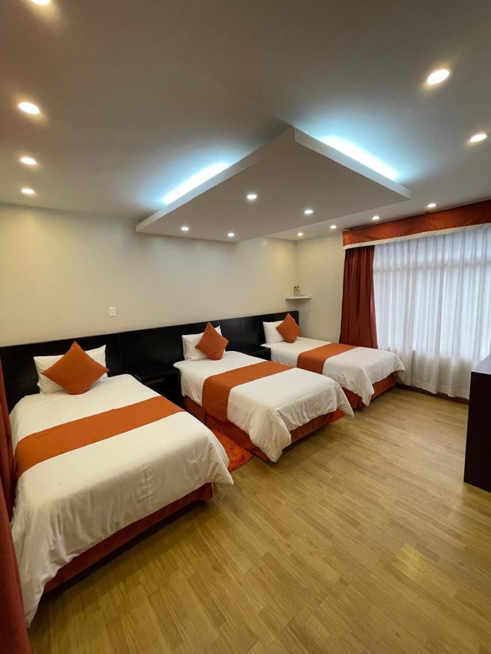 Luxor Plaza H&S Hotel San Francisco de Borja Buitenkant foto